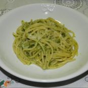 Spaghetti pesto e gorgonzola