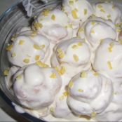 Bignè alla crema al limoncello